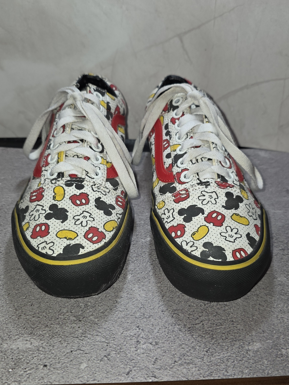 Custom Vans X Disney Womens Sz.8 - Picture 2 of 15